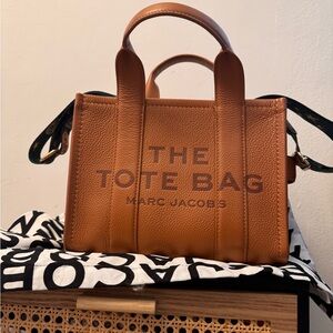 Marc Jacobs Brown Leather Tote Bag - Authentic